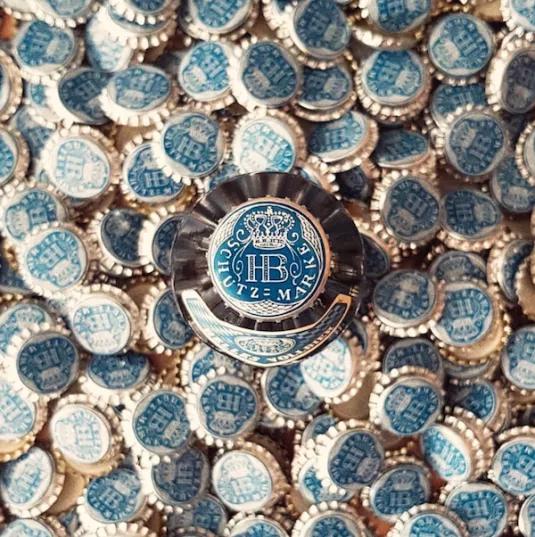 HBH Hell Kronkorken Bierflasche