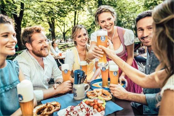 Münchner Weisse Weissbier Biergarten Genuss