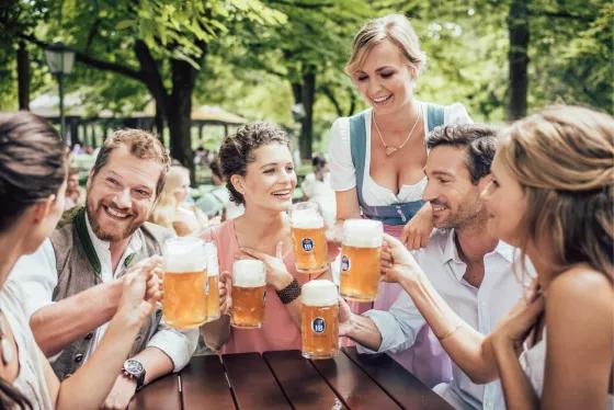 Sommerzwickl Saisonspezialität Hofbräu München Bier Flasche