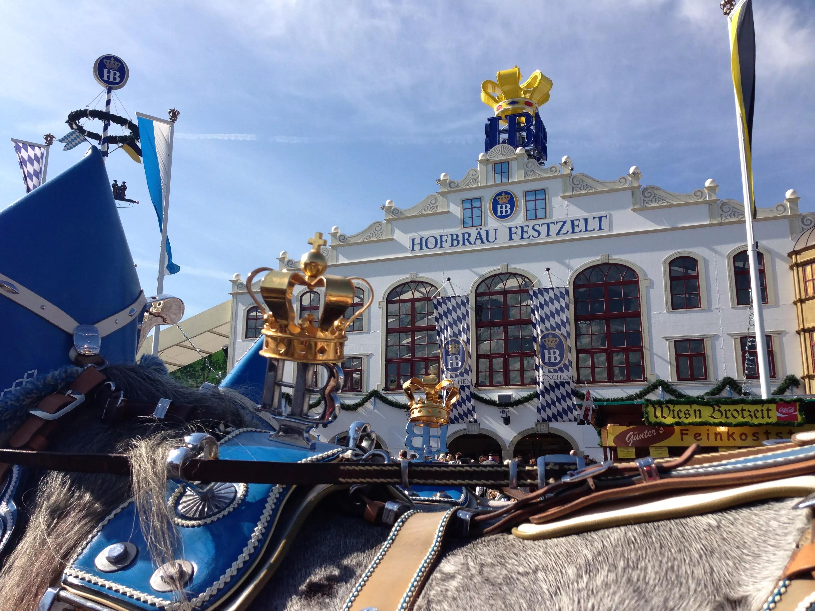 Hofbräu Oktoberfest Bier Klimaneutral Festzelt Wiesn