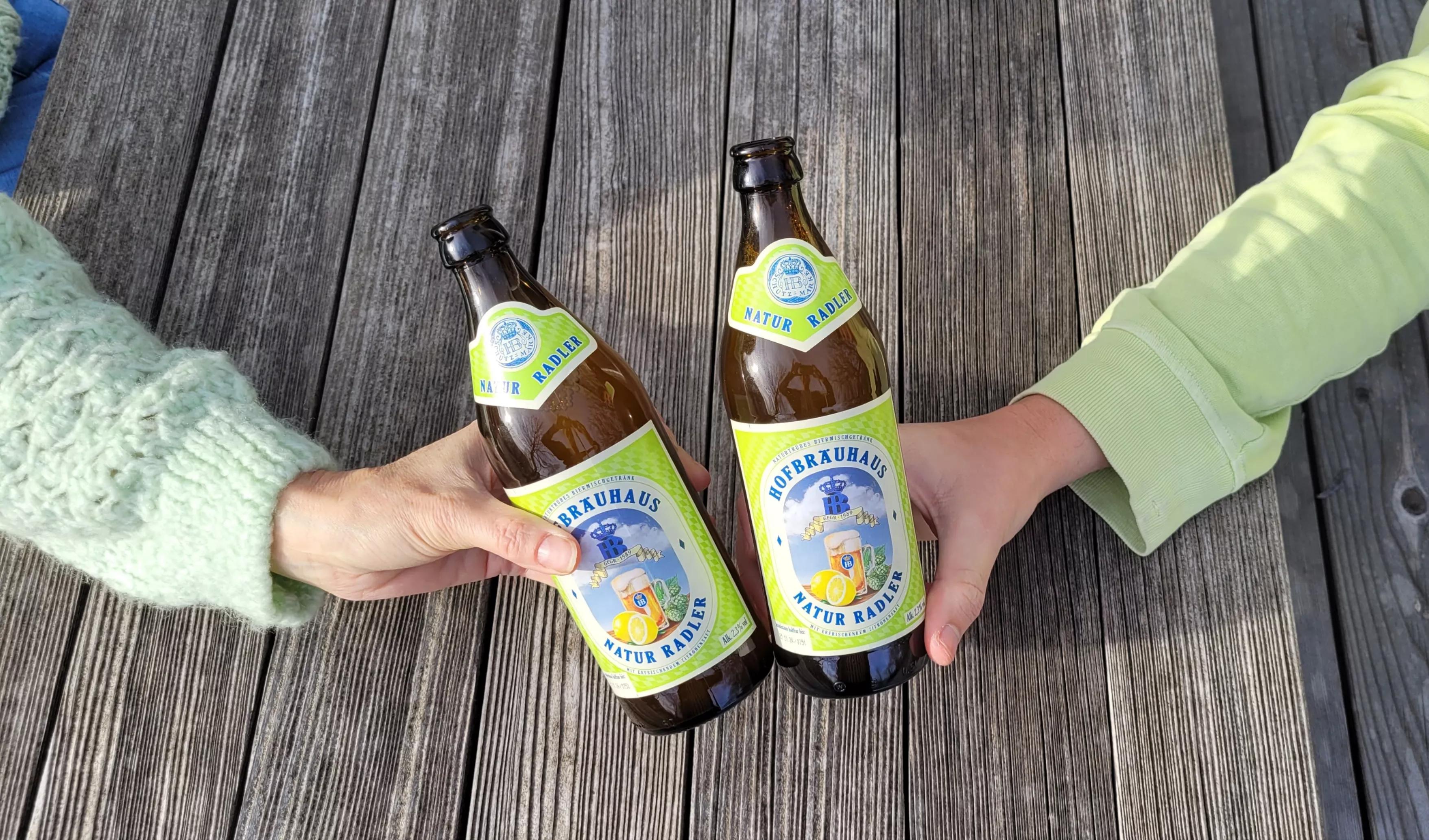 Anstoßen_HBH_Natur_Radler